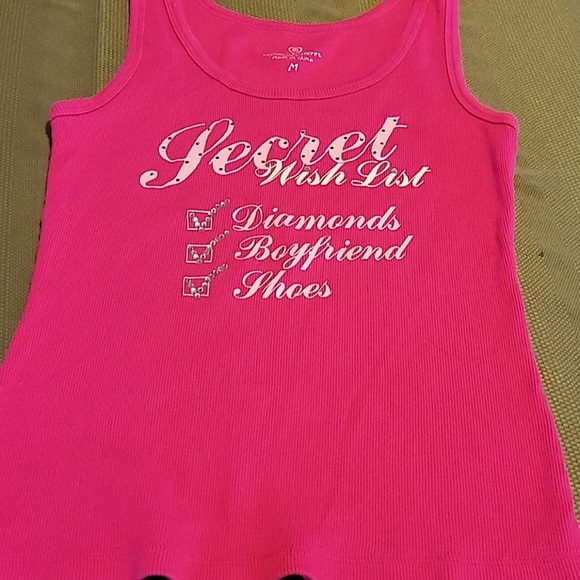 Victoria's Secret Tops - Victoria's Secret Graphic Tank